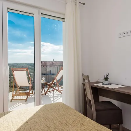 Deluxe Four Bedroom With Private Pool 4