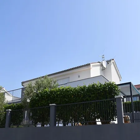וילה Deluxe Four Bedroom With Private Pool 4 *
