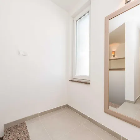 Villa Deluxe Four Bedroom With Private Pool 4