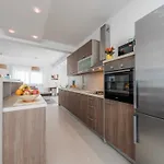 فيلة Deluxe Four Bedroom With Private Pool 4