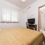 فيلة Deluxe Four Bedroom With Private Pool 4 *