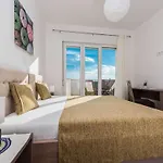 Deluxe Four Bedroom With Private Pool 4 فيلة