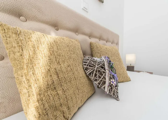 빌라 Deluxe Four Bedroom With Private Pool 4 *