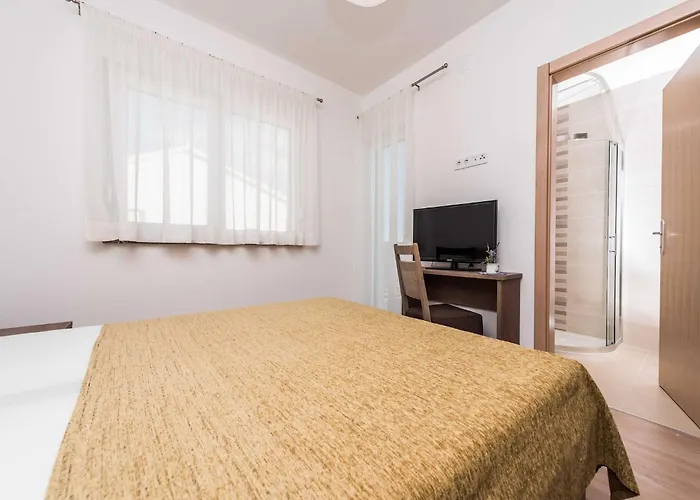 빌라 Deluxe Four Bedroom With Private Pool 4 *