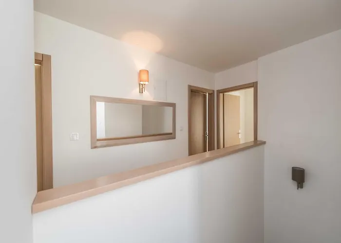 빌라 Deluxe Four Bedroom With Private Pool 4 *
